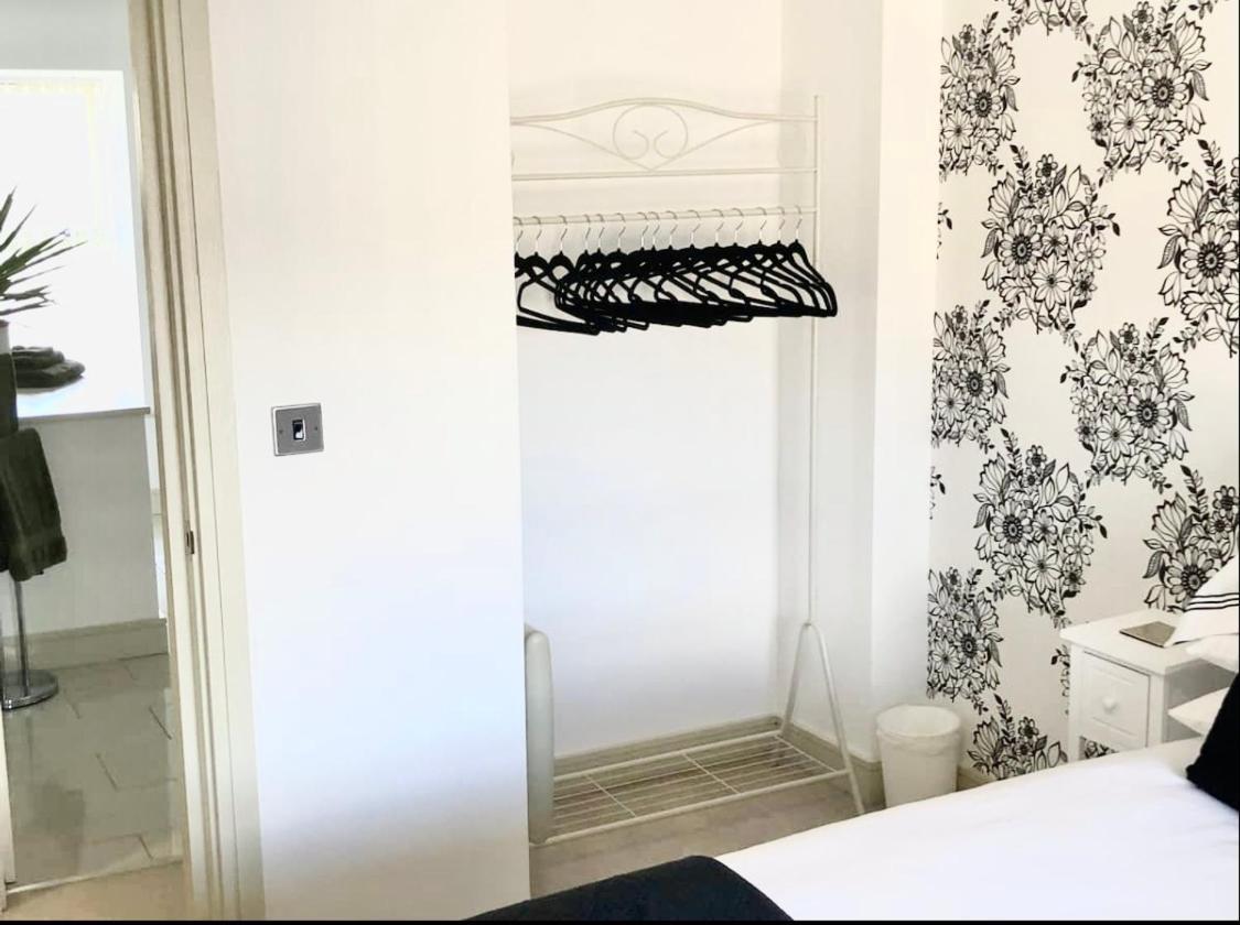 Stylish, Spacious 1 Bedroomed Maisonette In Otley. 오틀리 외부 사진
